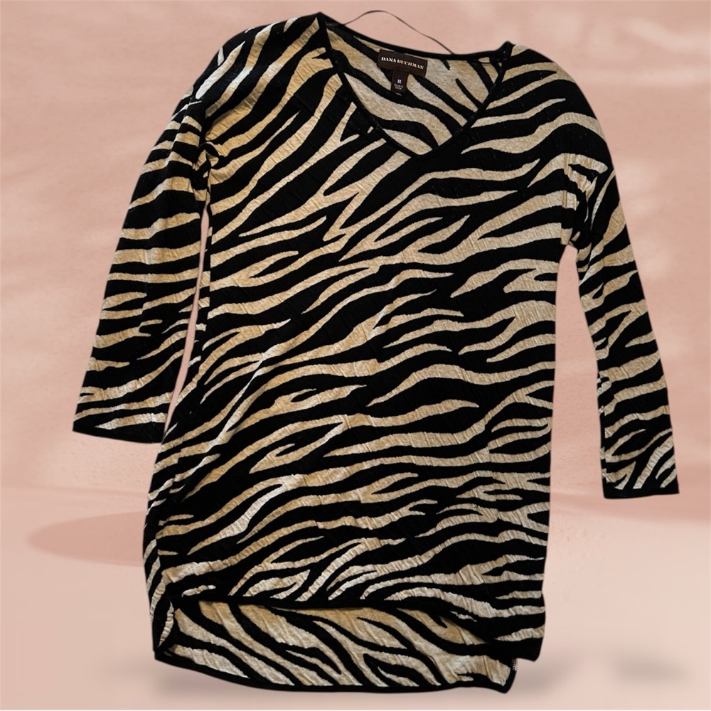 Dana Buchman Black and Cream Zebra-Pattern Knit Top